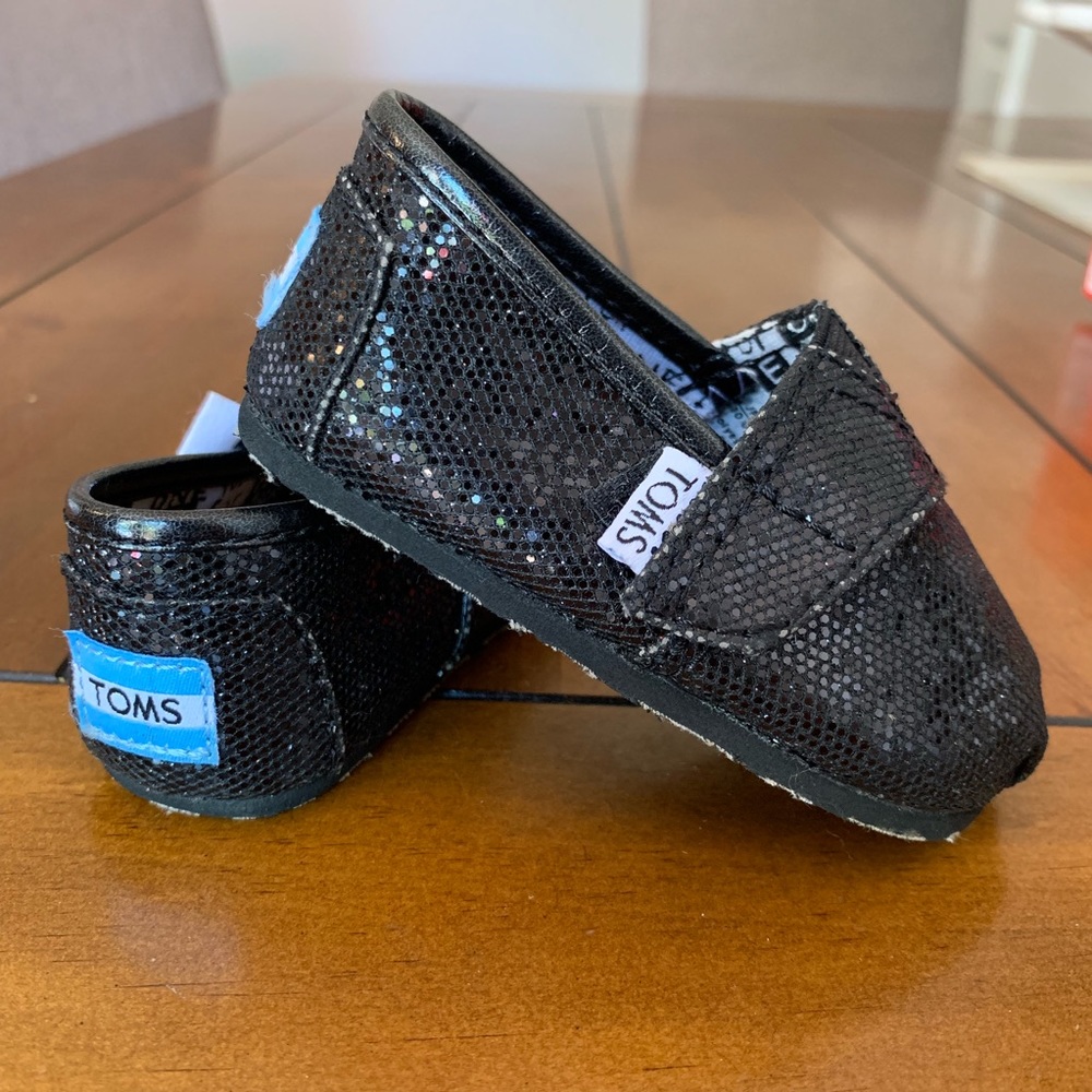 TOMS toddler glitter slip ons - Like NEW!